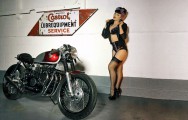 1973 CB750 Pin-Up Babe