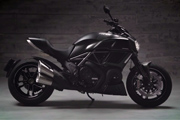 2016 Ducati Diavel Carbo [.]