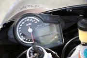 Aprilia RSV4 und RF Tach [.]