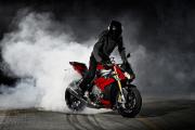 BMW S1000R stehender Bur [.]