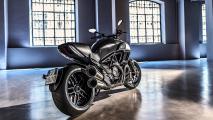 Ducati Diavel Carbon Hal [.]