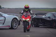 Mc Laren P1 vs Porsche 918 vs Ducati 1199