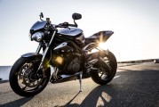 Triumph Street Triple 20 [.]