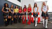 Umbrella Girls der WSBK  [.]