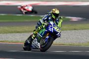 Valentino Rossi freut si [.]