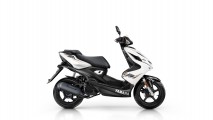 Yamaha Aerox 4 Scooter 2 [.]