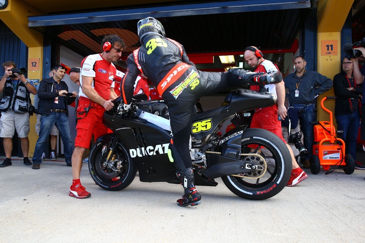 2014 Ducati Sepang Test Cal Crutchlow