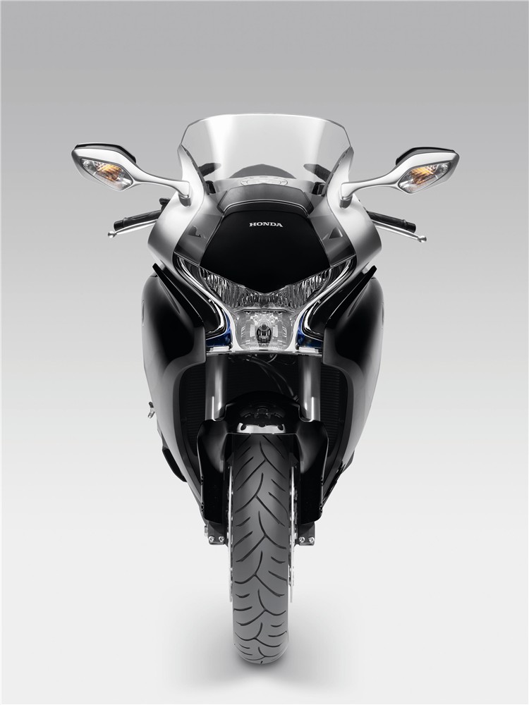 2011 Honda VFR1200 ABS in schwarz silber