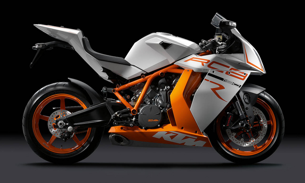 2011 KTM RC8R