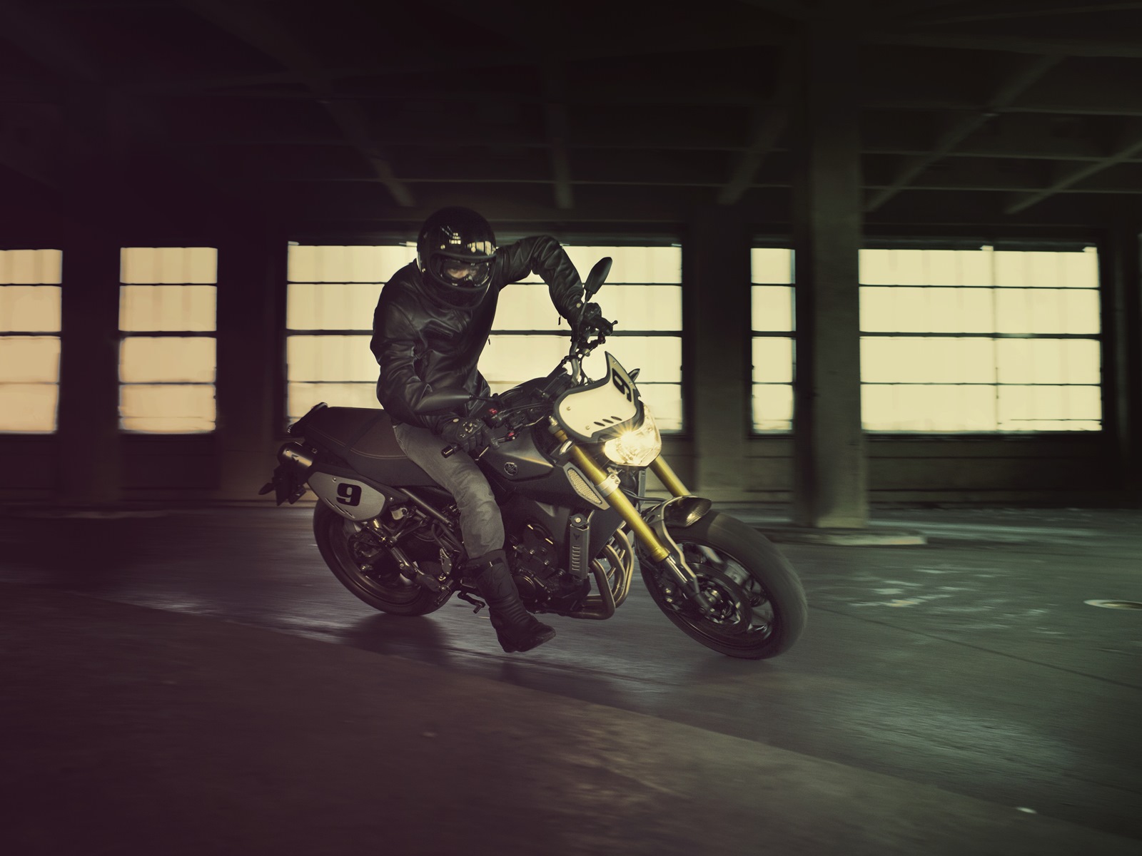 2014 Yamaha MT-09 Street Tracker