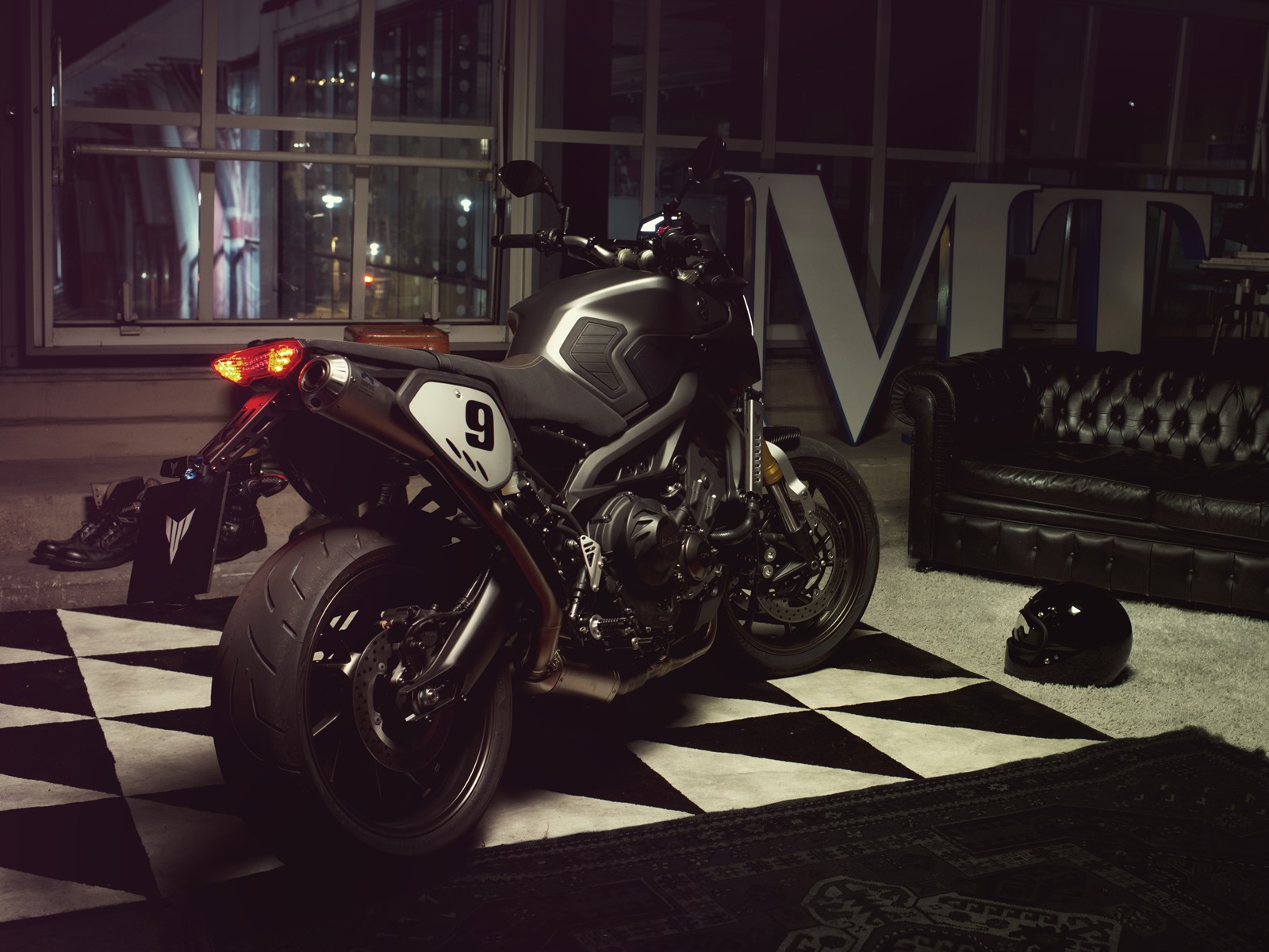 2014 Yamaha MT-09 Street Tracker