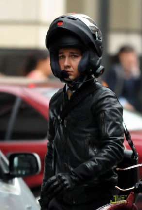 Ducati Streetfighter - Shia Labeouf und Cary Mulligan