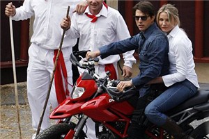 Tom Cruise und Cameron Diaz auf Ducati Hypermotard