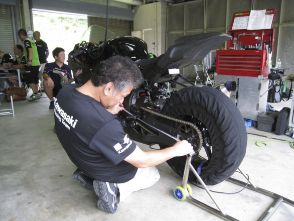 Kawasaki ZX-10R 2011 Racer