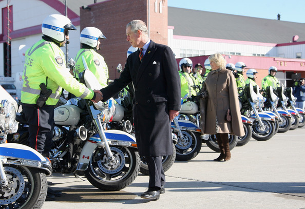 Prinz Charles bei der Polizeistaffel in Kanada