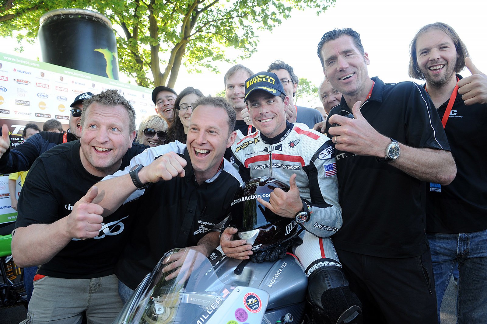 MotoCzysz gewinnt mit Mark Miller die Tourist Trophy Zero