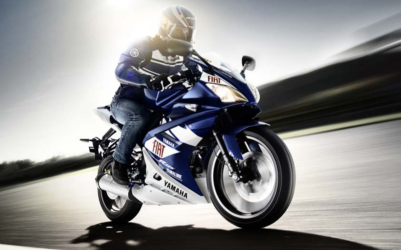 Yamaha YZF-R125 mit Valentino Rossi