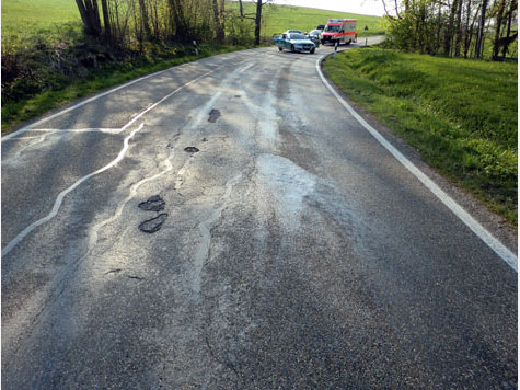 Honda von Josef D nach Sturz auf Öllache