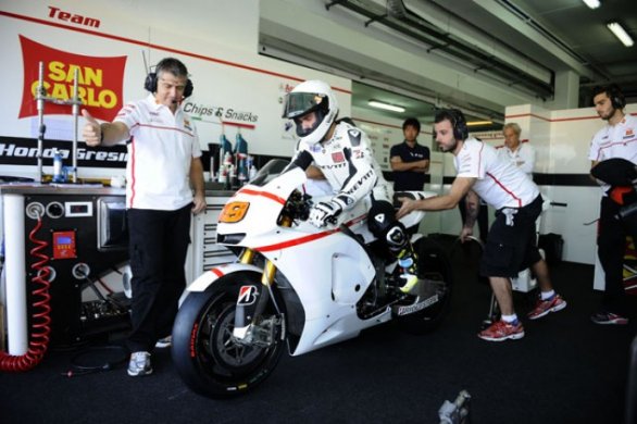 Alvaro Bautista Test RC212V in Valencia