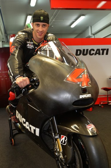 2012 Andrea Dovizioso Test Ducati D16 in Valencia